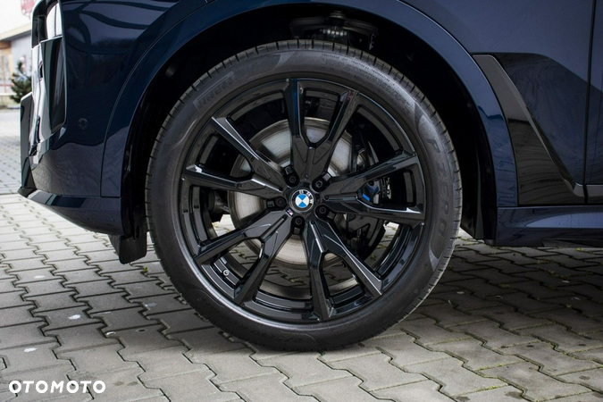 BMW X7 - 10
