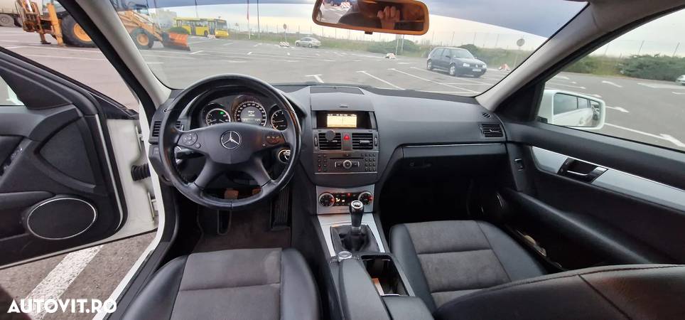 Mercedes-Benz C 200 CDI BlueEFFICIENCY - 7