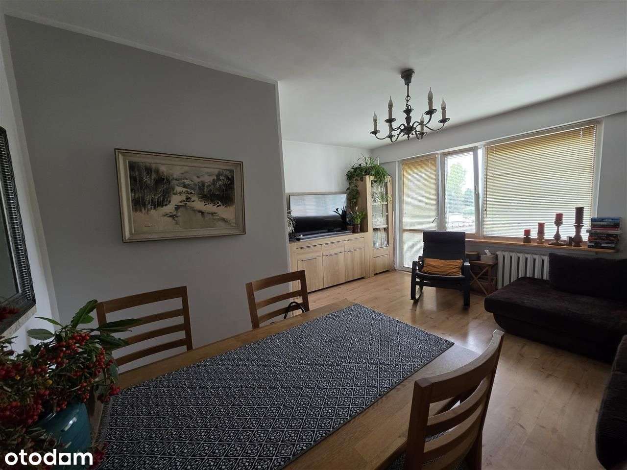 3 pokojowe z balkonem na II piętrze.-1