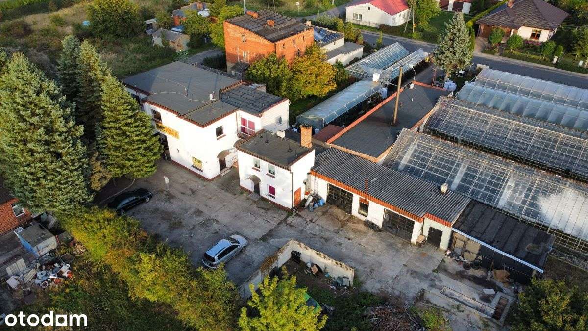 Na sprzedaż dom z warsztatem i mieszkaniem-1