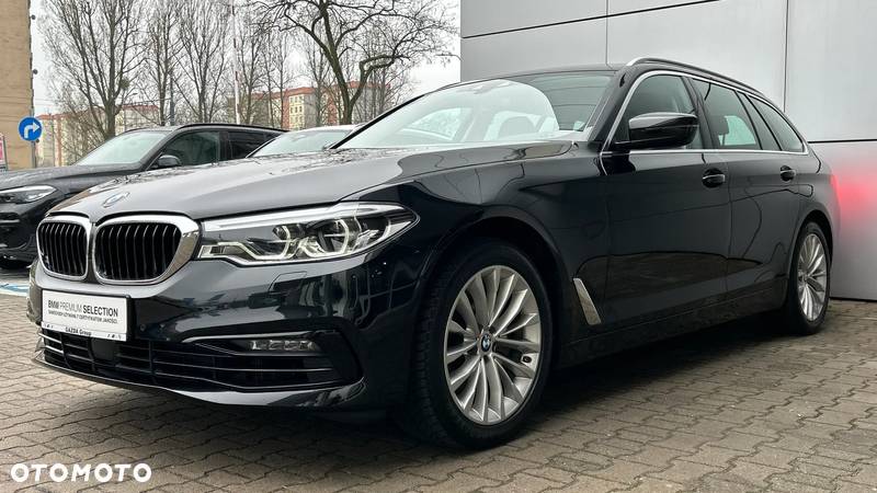 BMW Seria 5 520d xDrive Sport Line sport - 3