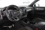 Volvo XC 40 2.0 D4 R-Design AWD - 24