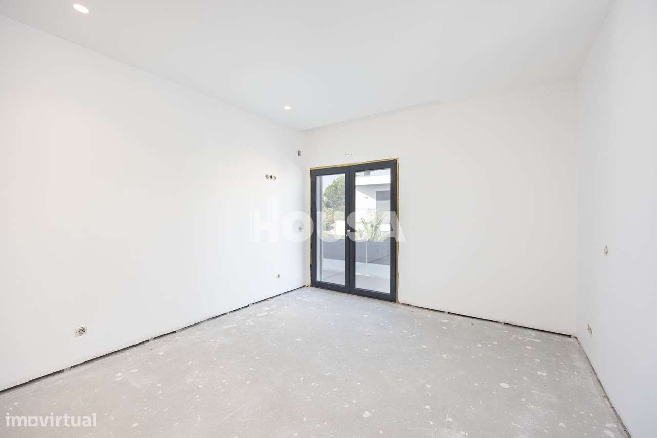 Moradia T3 Nova na Touria-16