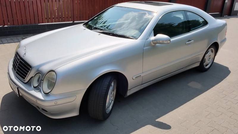 Mercedes-Benz CLK 320 - 9