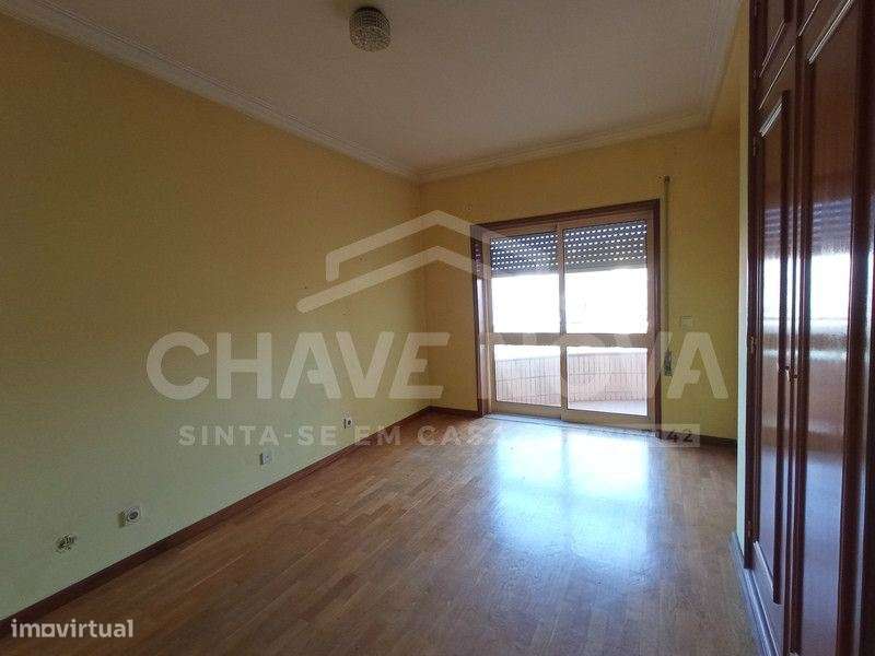 T2 c/ Varanda em Rio Tinto - Grande imagem: 5/11