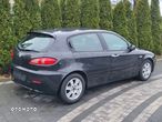 Alfa Romeo 147 1.6 T.S Impression - 17