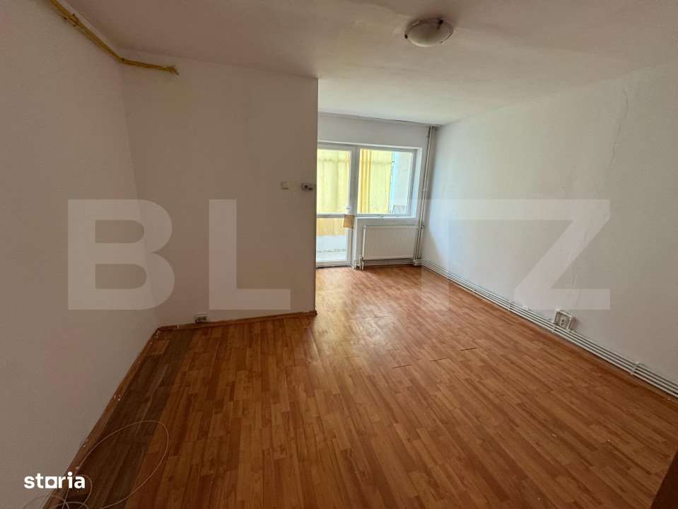 Garsoniera de vanzare, 27 mp, zona Micro 15 - Imagine principală: 1/6