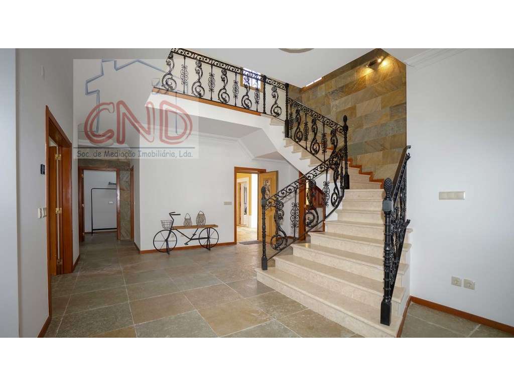 MAFRA - QUINTA, Moradia Arquitetura Tradicional Portuguesa com pisc...-0