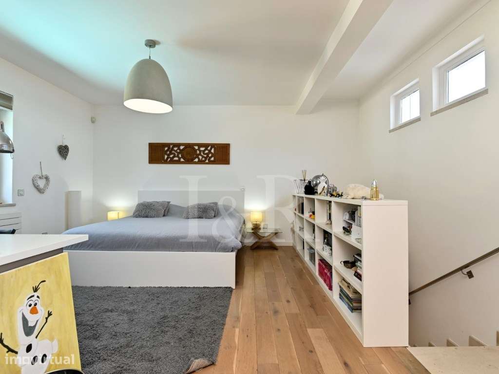 Moradia T6 com jardim, piscina e vista rio no Restelo, Lisboa-29