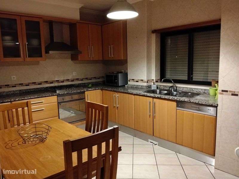 Apartamento  T2 para arrendamento em Santarém