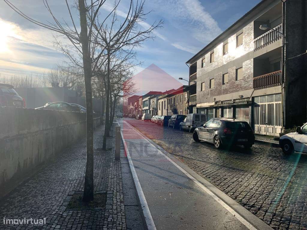 Moradia para restauro, Vila Verde - Grande imagem: 4/4