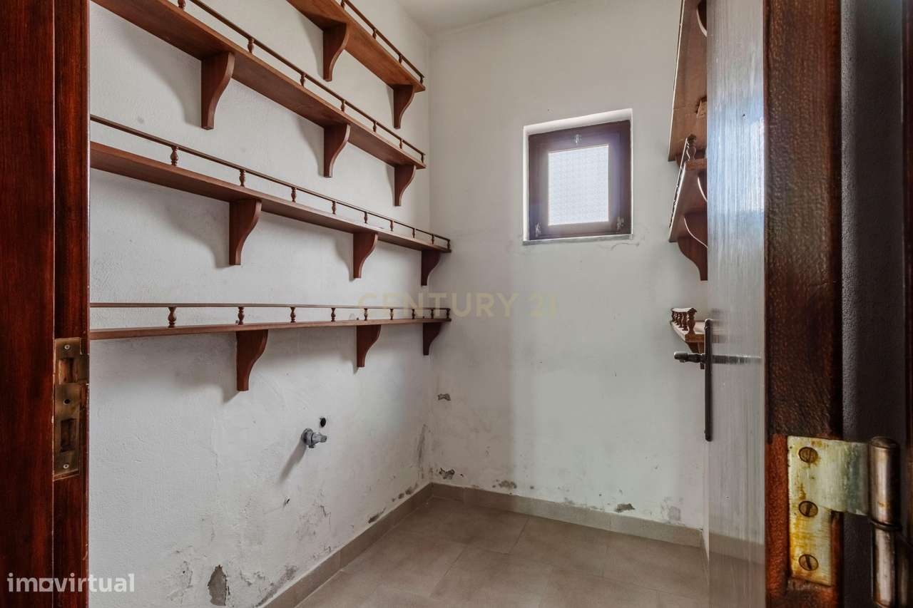 Moradia T2 para renovação | Lote 1.000 m² | São Francisco, Alcochete |-32
