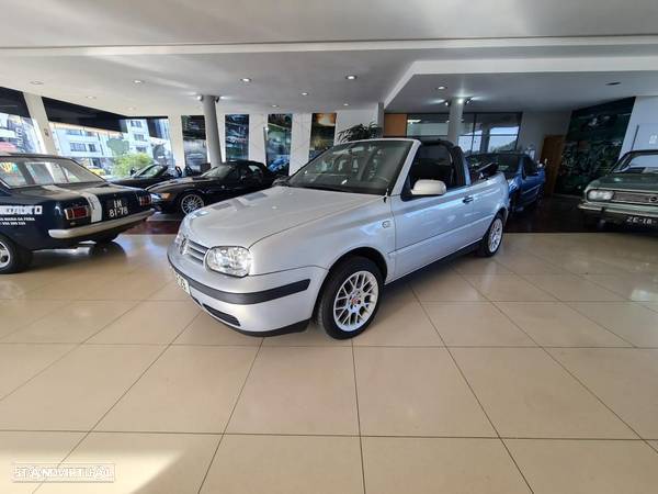 VW Golf Cabriolet 1.6 Trendline - 12