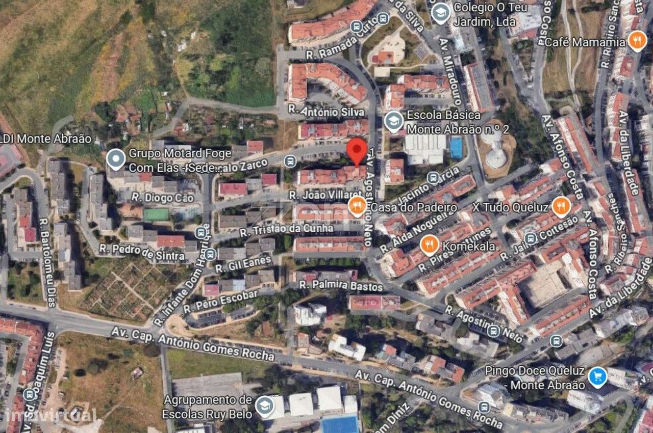 Apartamento T1+1 à venda Monte Abraão-17