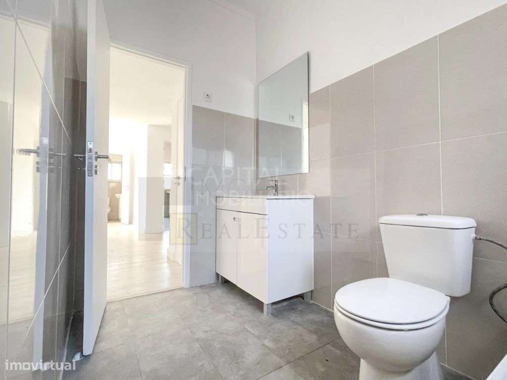 Apartamento T3 totalmente renovado em Setúbal-21