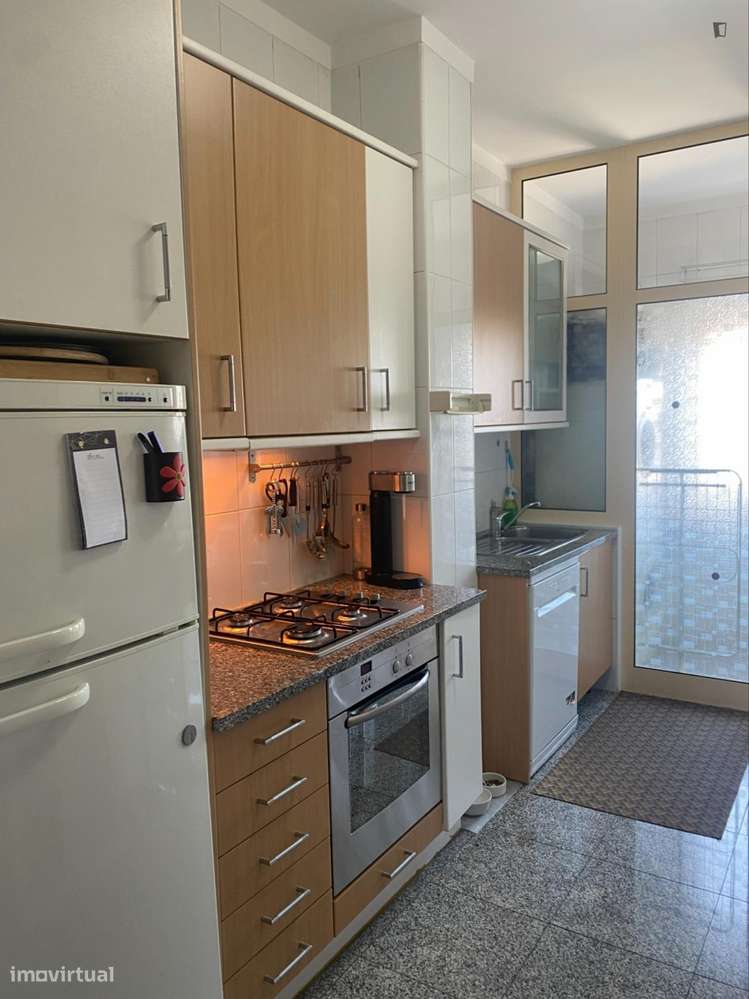 Quarto - localizado em Cedofeita Porto - Grande imagem: 5/7