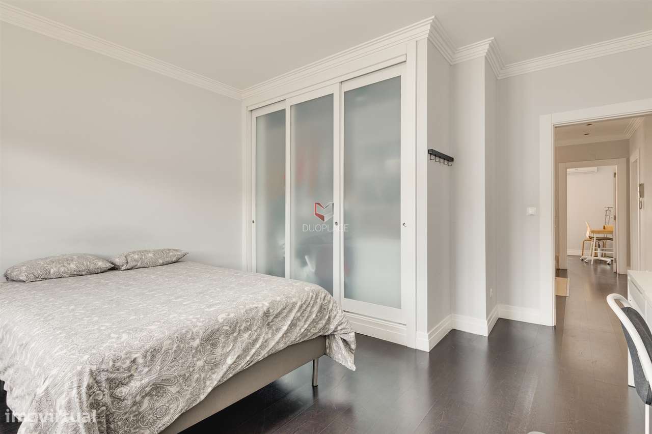 Moradia Premium T4 com Sótão, Ginásio, Garagem e Excelentes Áreas | Mo-36