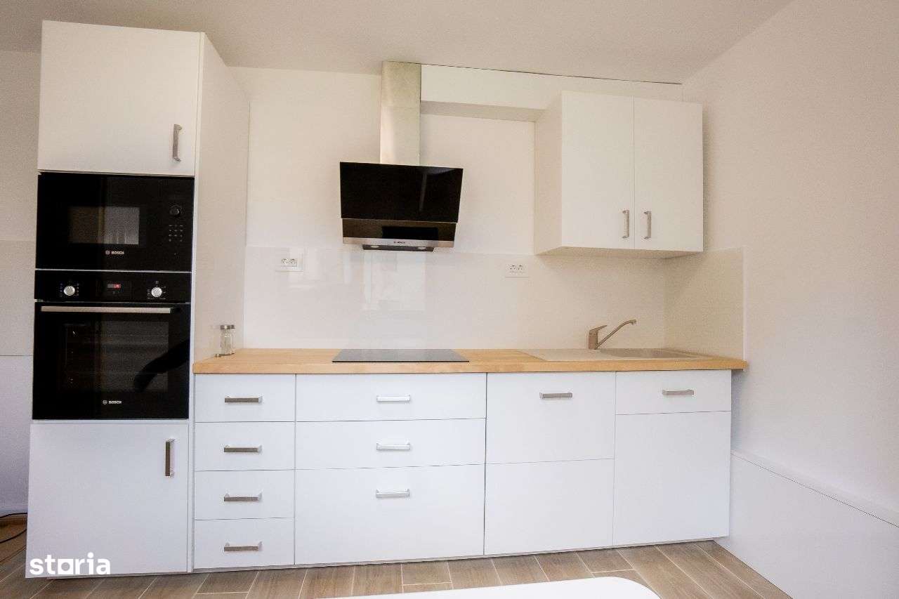 DE INCHIRIAT Vila Ines - Mamaia Nord - 7 camere - Imagine principală: 4/9