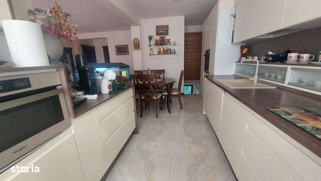 Casa insiruita in Baciu, ultrafinisata, zona Profi-Petrom - Imagine principală: 5/20