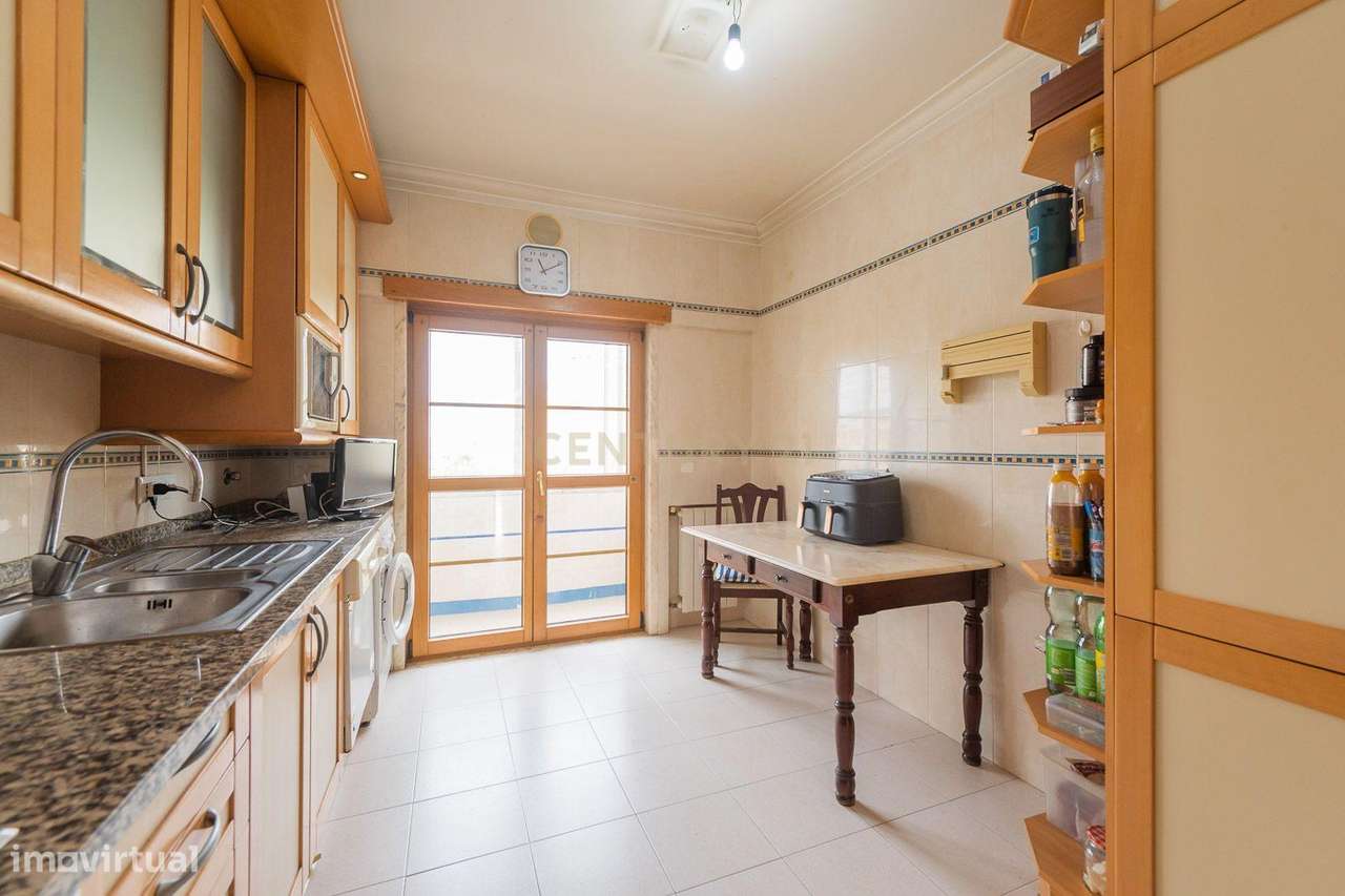 Apartamento T3 c/Box | Matarraque-10