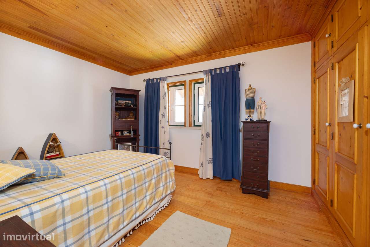 Moradia T2+2 | Piscina e Jardim | Vista Rio Zezêre | Dornes-18