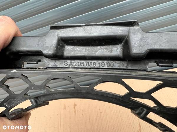 GRIL GRILL ATRAPA ZDERZAKA MERCEDES C W205 205 63 6.3 AMG LIFT - 6