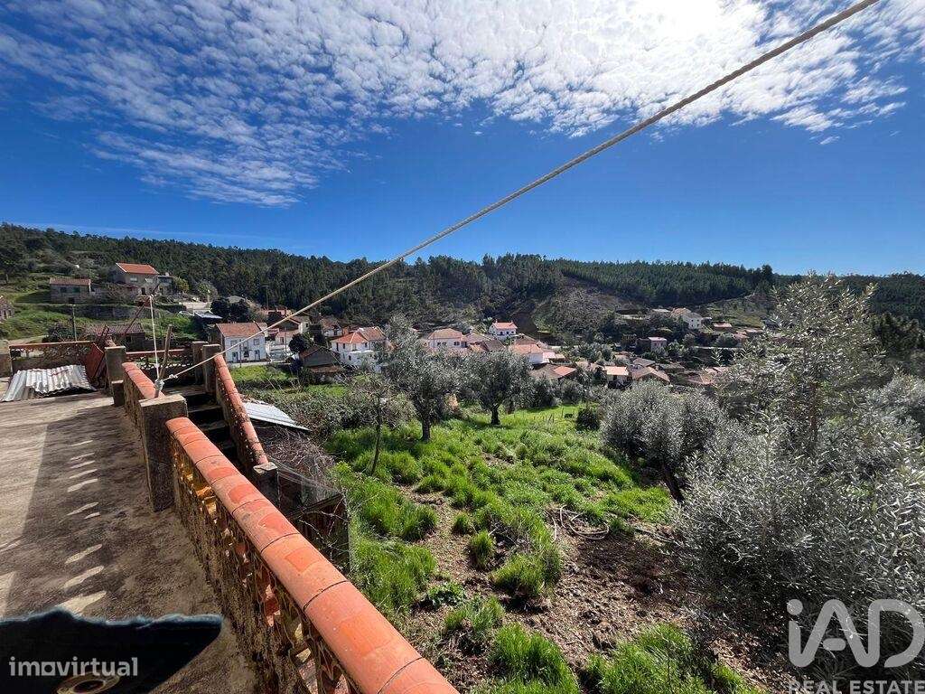 Casa / Villa T3 em Sobreira Formosa e Alvito da Beira de 90,00 m2 - Grande imagem: 2/26