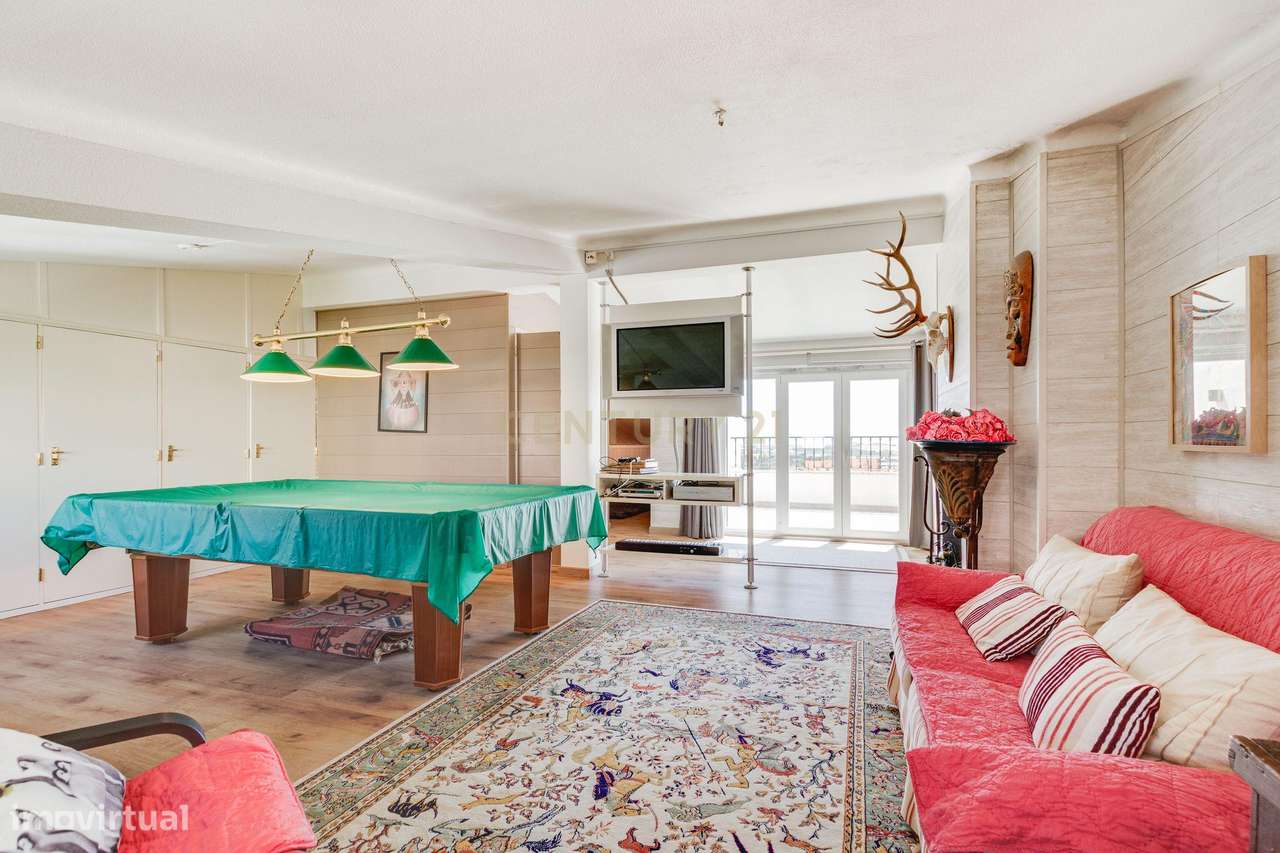 MORADIA T4 COM JARDIM E GARAGEM-42