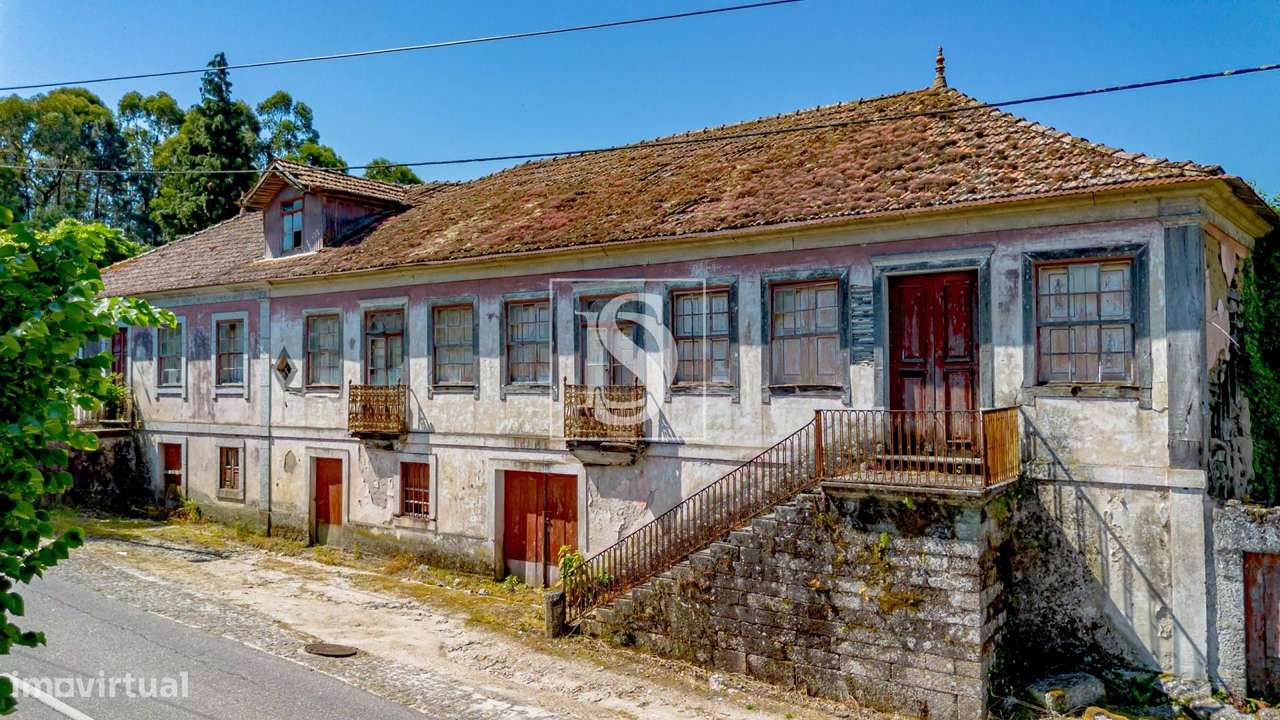 MORADIA T3 p/ Restauro - Lufrei, Amarante-0