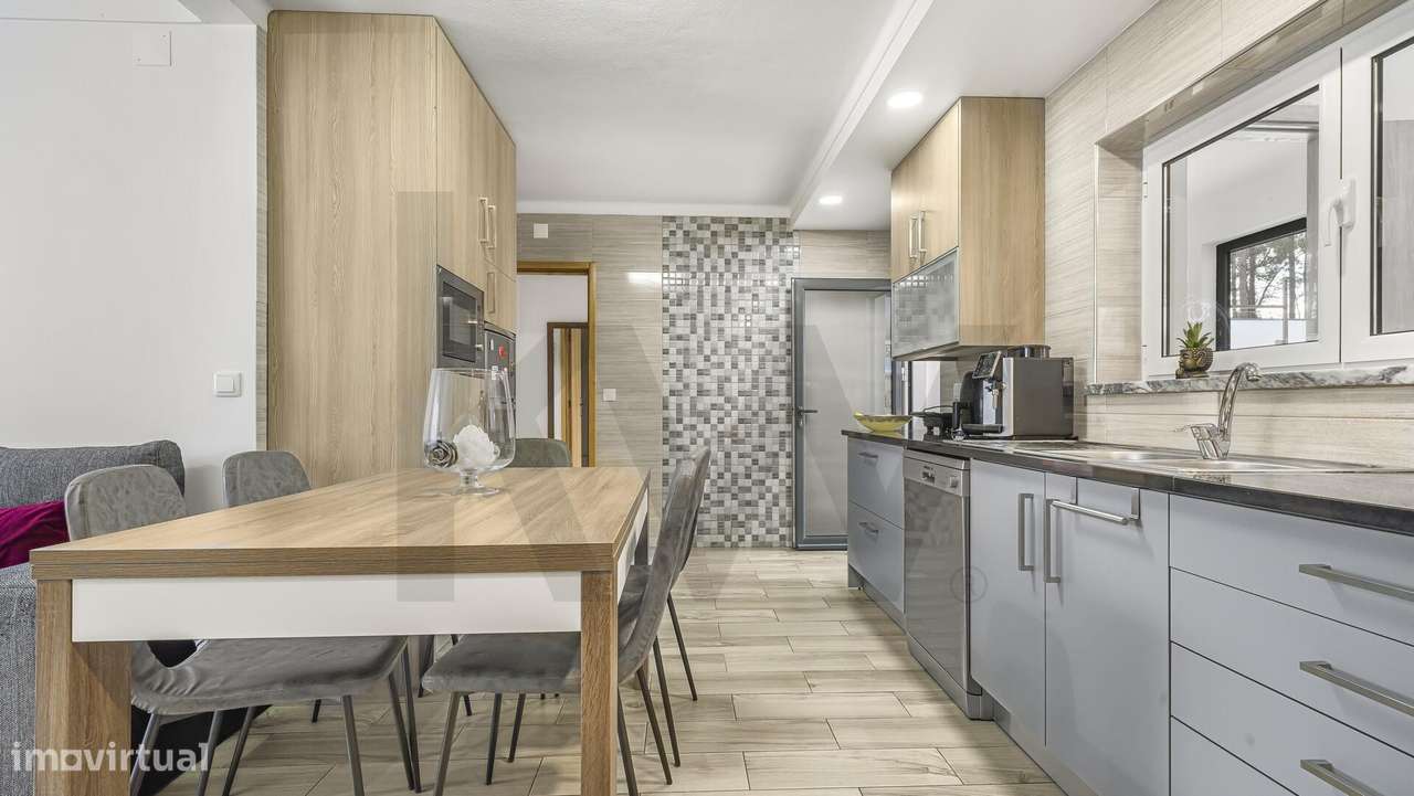 Moradia geminada T4 - Grande imagem: 5/27