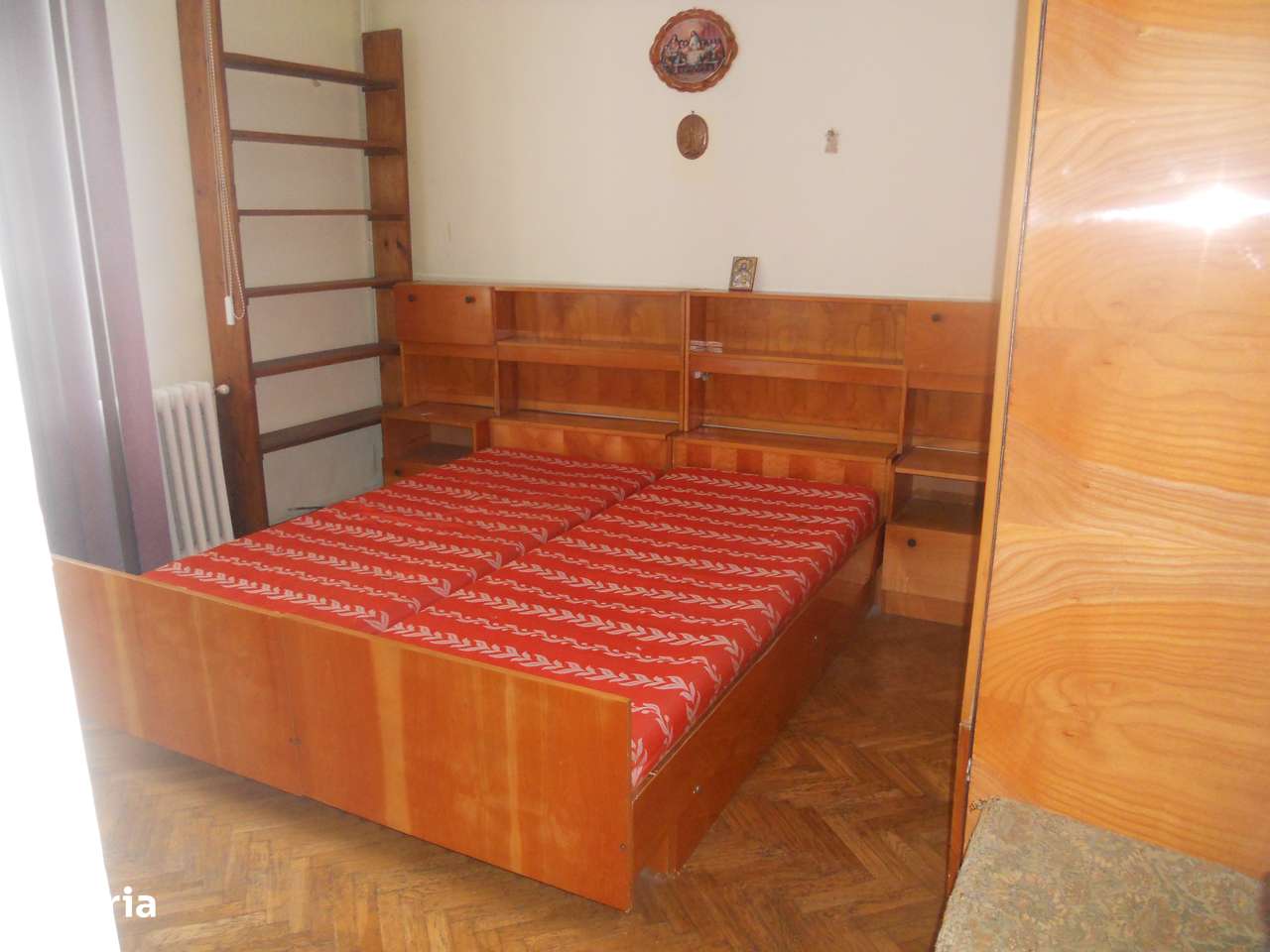 Centru-etajul 2-bloc  construit cu apartamente proprietate personala-7