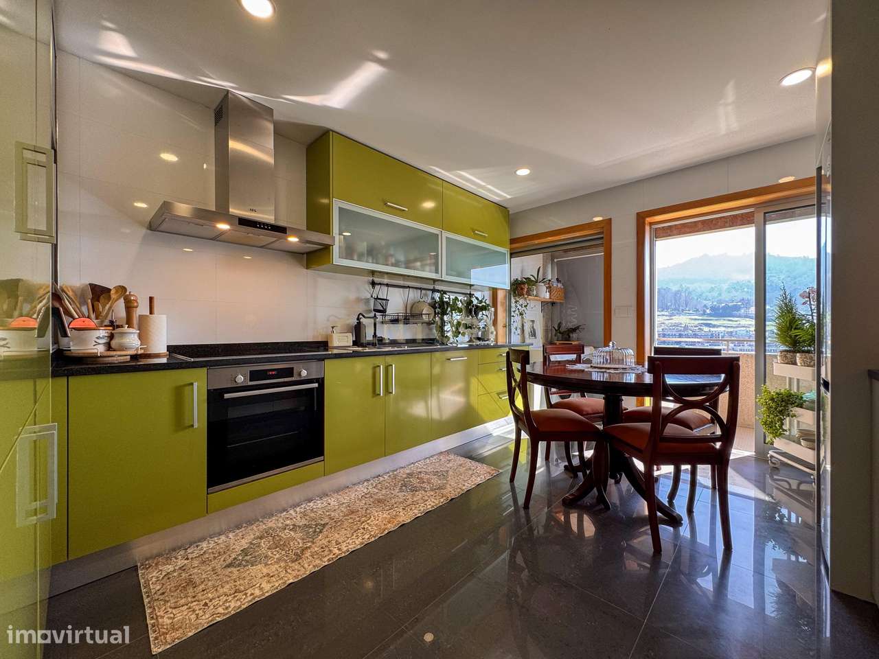 Apartamento T3, 5º andar na Costa, Guimarães, Rua Antero Henriques da-35