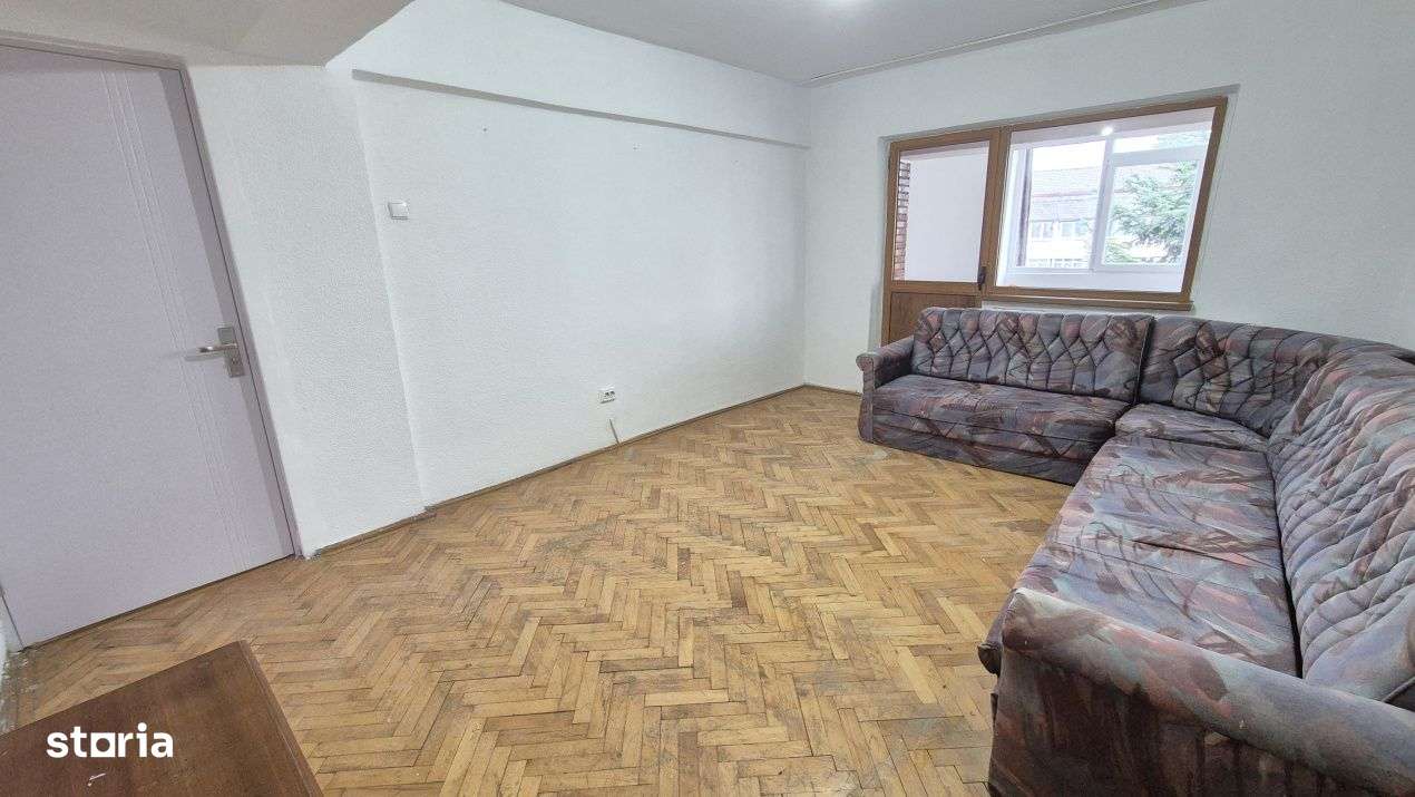 Vanzare apartament 3 camere - zona Casei de Cultura - Imagine principală: 1/10