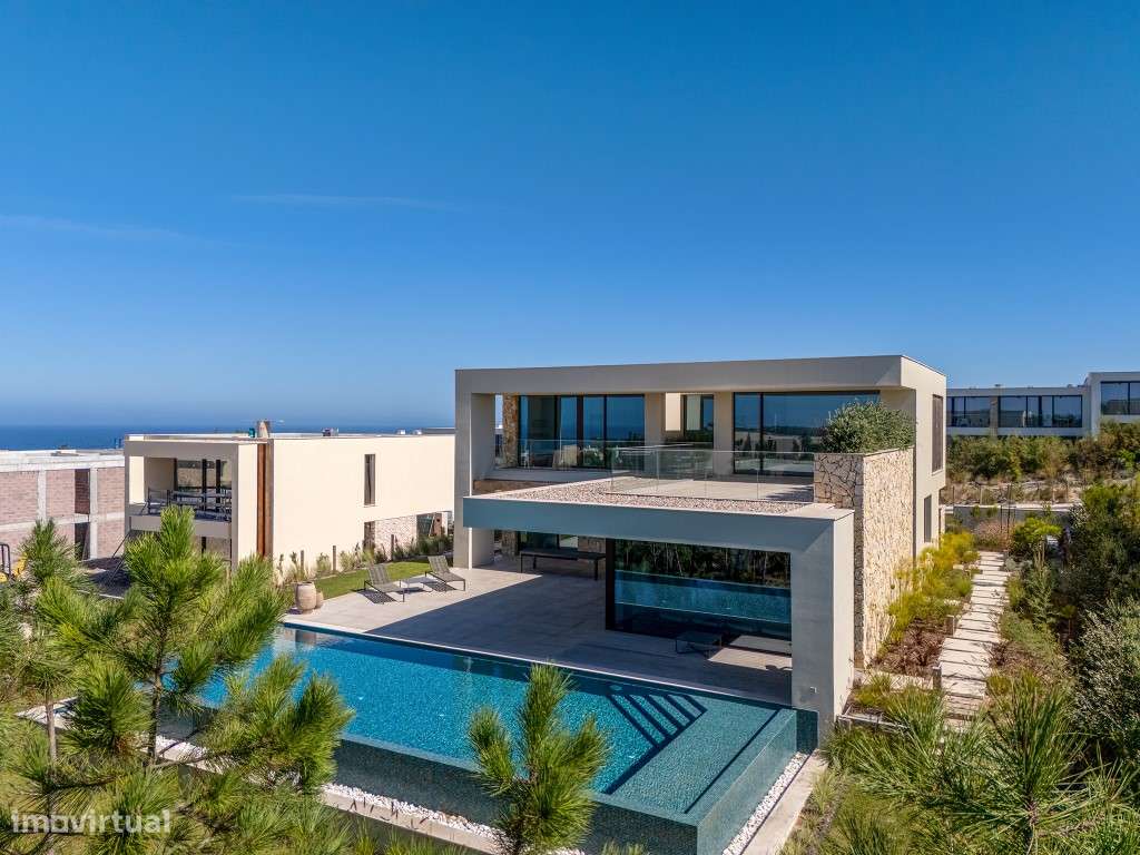 Moradia T4 com Piscina, Jardim e Vista deslumbrante sobre o Mar-54