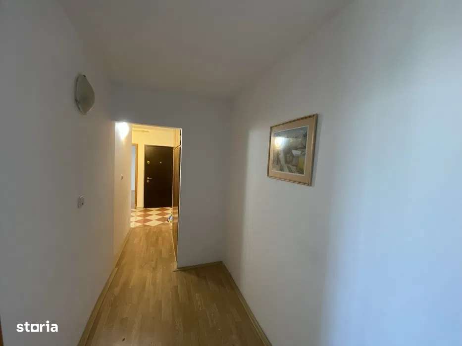 Apartament - 3 camere |  cartier C5 (PEDAGOGIC ) - Imagine principală: 3/5