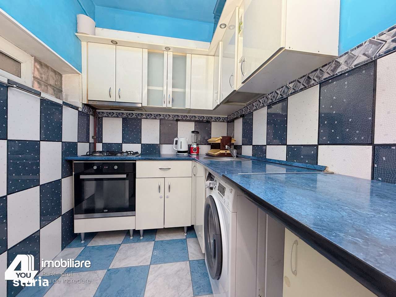 Apartament 2 camere Aradul Nou bloc P+1 E din 2006 , parter+termotecă - Imagine principală: 2/12