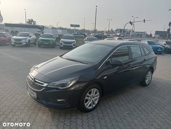 Opel Astra IV 1.6 CDTI Enjoy - 1