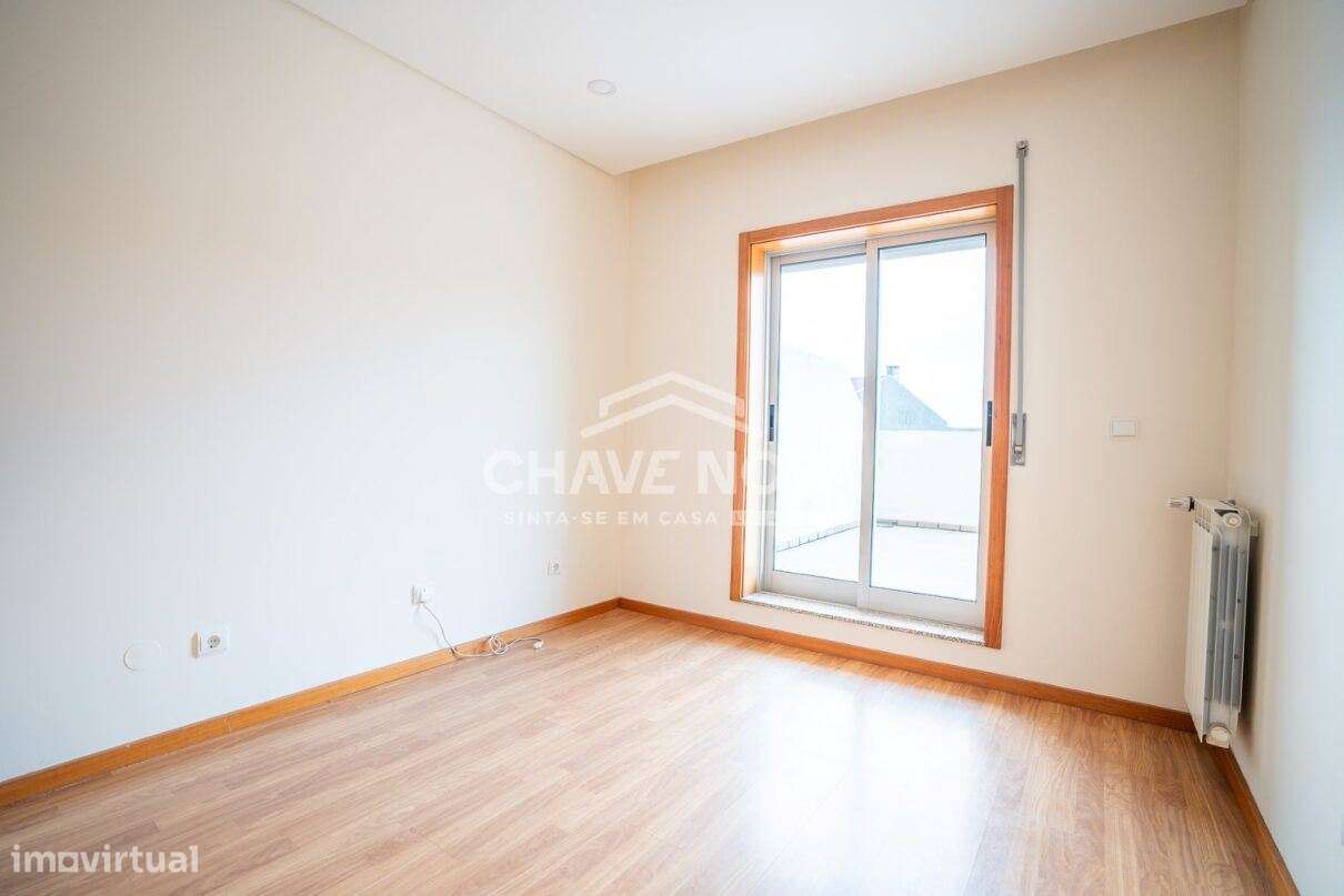 T2 c/ Terraço e Garagem Box em S. Felix da Marinha, Vila Nova de Gaia - Grande imagem: 5/25