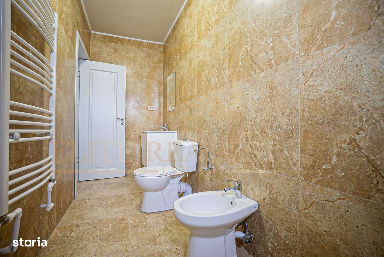 Casă de vânzare în Mamaia Nord – ideală pentru locuit sau investiție-7