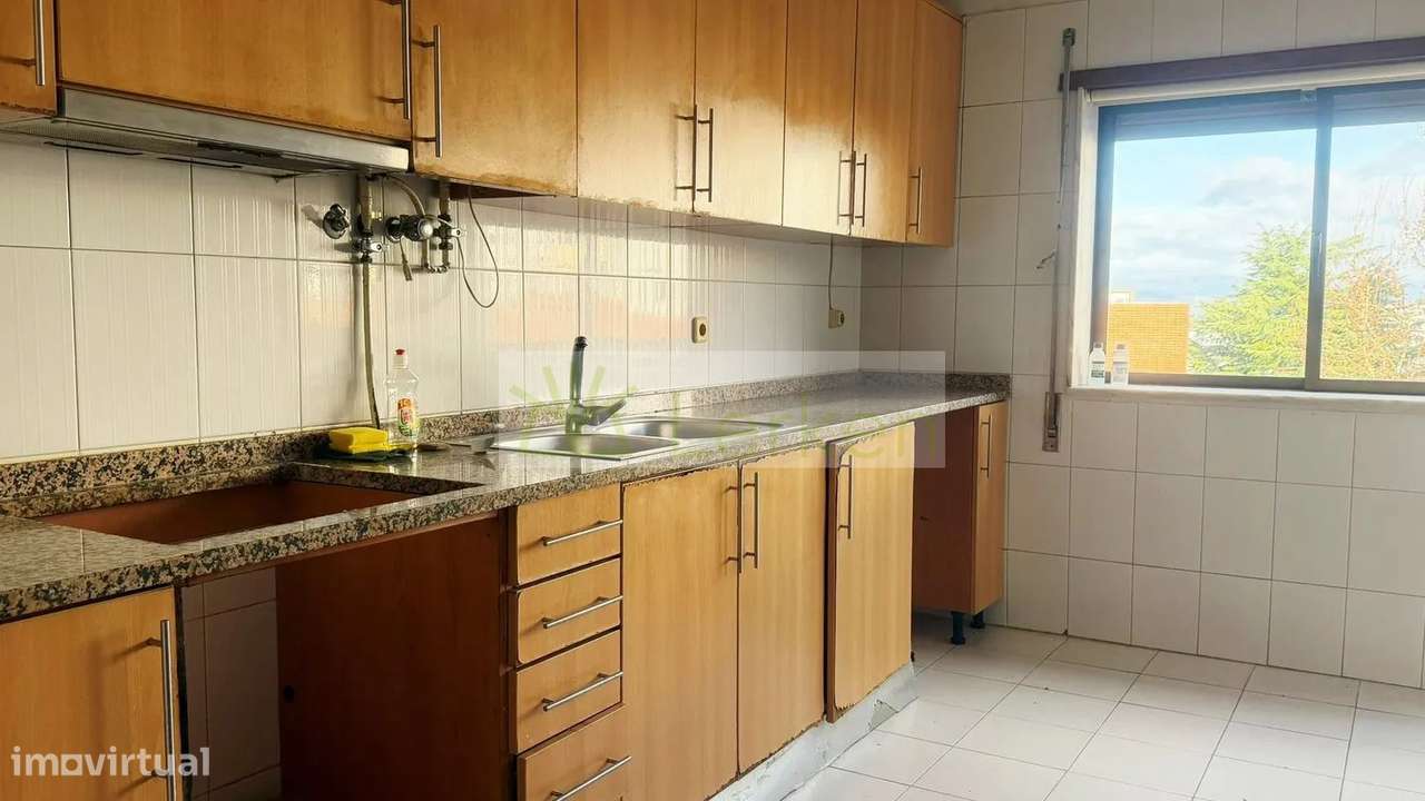 T3 com varanda e elevador | Braga - Grande imagem: 4/15