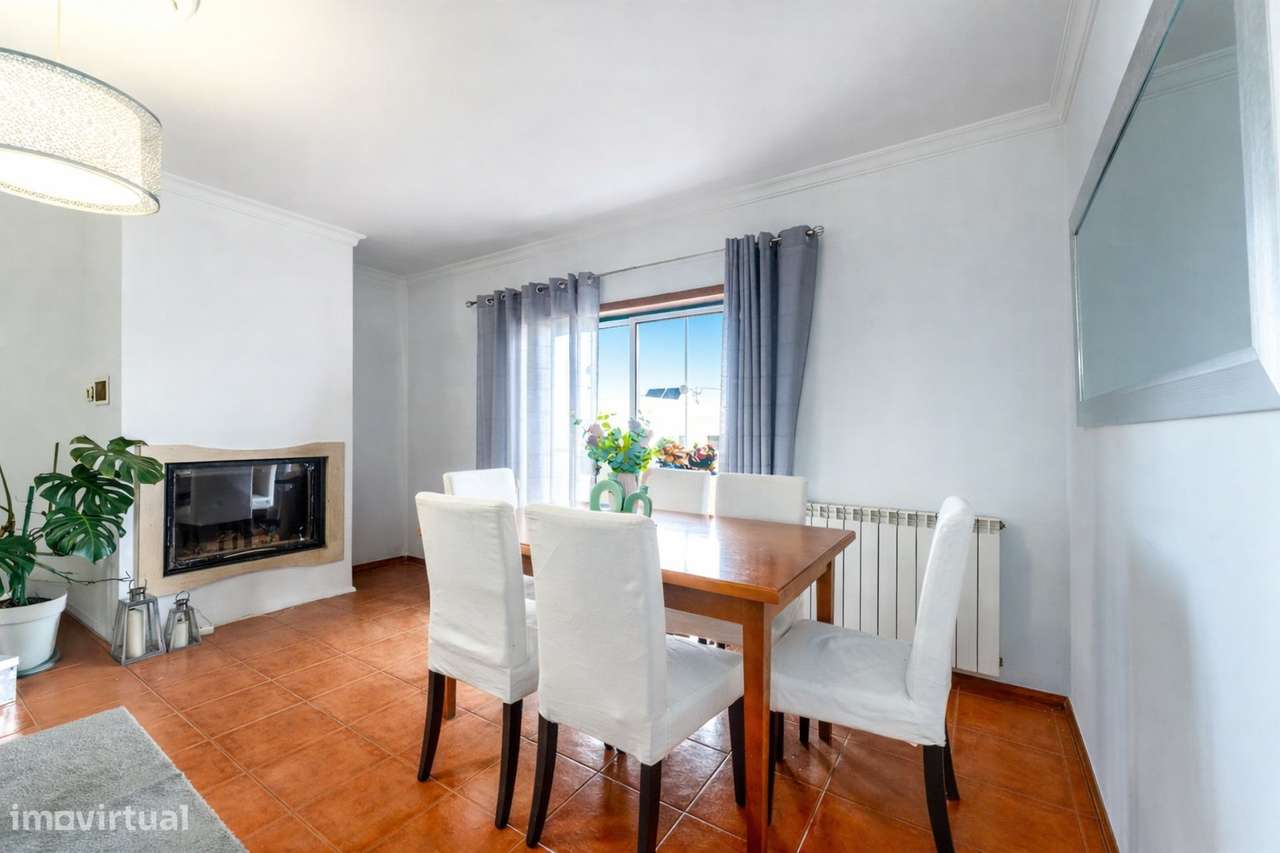 Moradia em Banda 4 quartos em Leiria, Marinha Grande - Venda - Grande imagem: 4/21