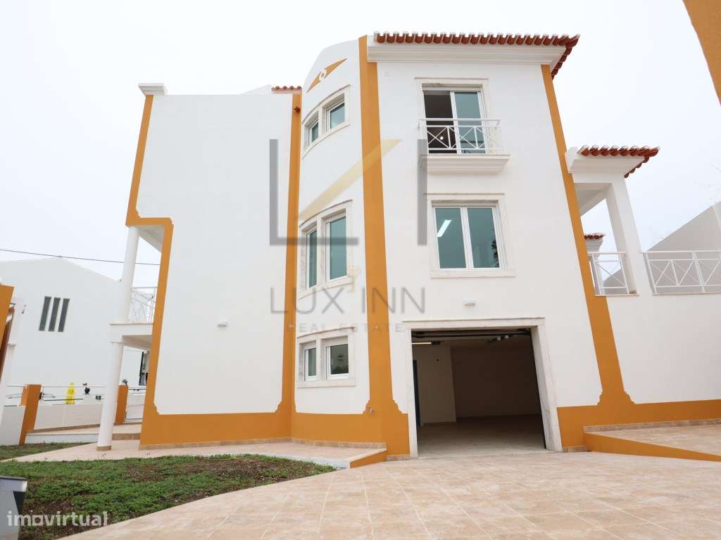 Moradia T4 renovada no centro da Ericeira - Grande imagem: 5/40