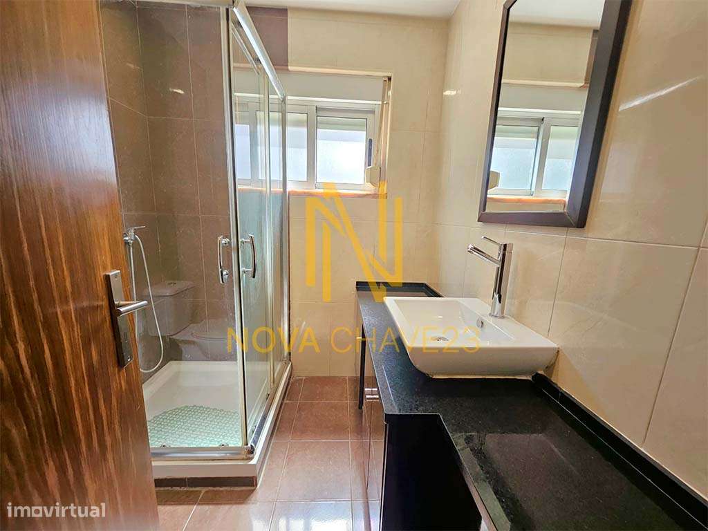 T3 Alto do Colaride, excelentes áreas, 2 WC-11