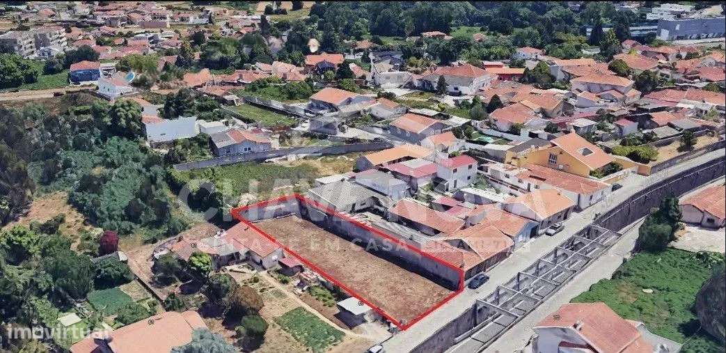 Terreno Urbano em Seixezelo para Construção de Moradia-0