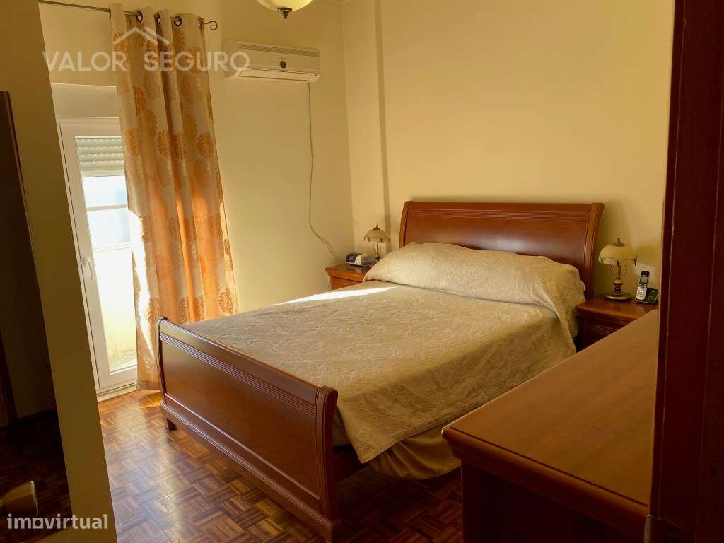 Apartamento T2 na Quinta das Drogas em Alverca do Ribatejo-10