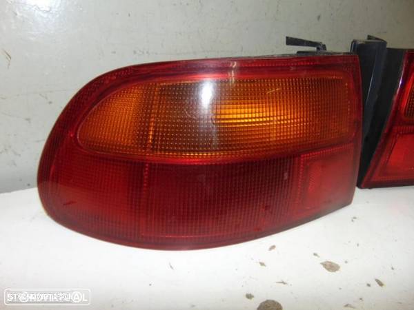 Honda Civic placa central - 4