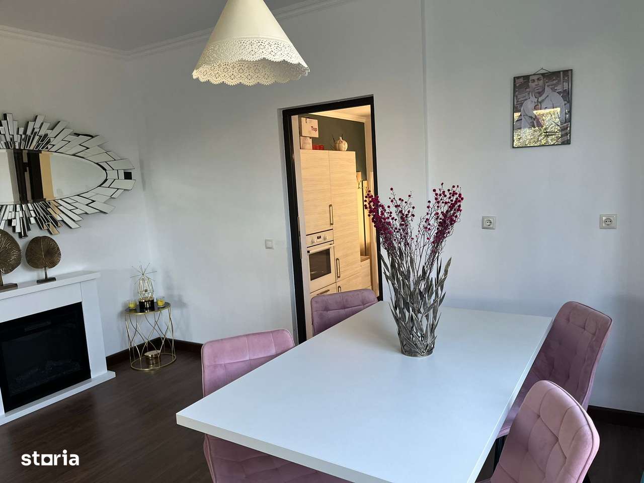 Casă fam.Oncea, 795mp teren, 2 terase,beci, piscina,panouri solare-11