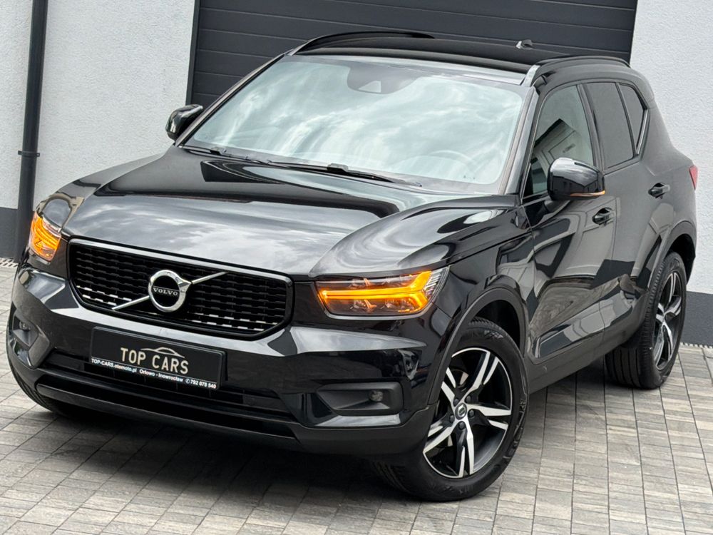 Volvo XC40 B3 B DKG Ultra Dark 2021