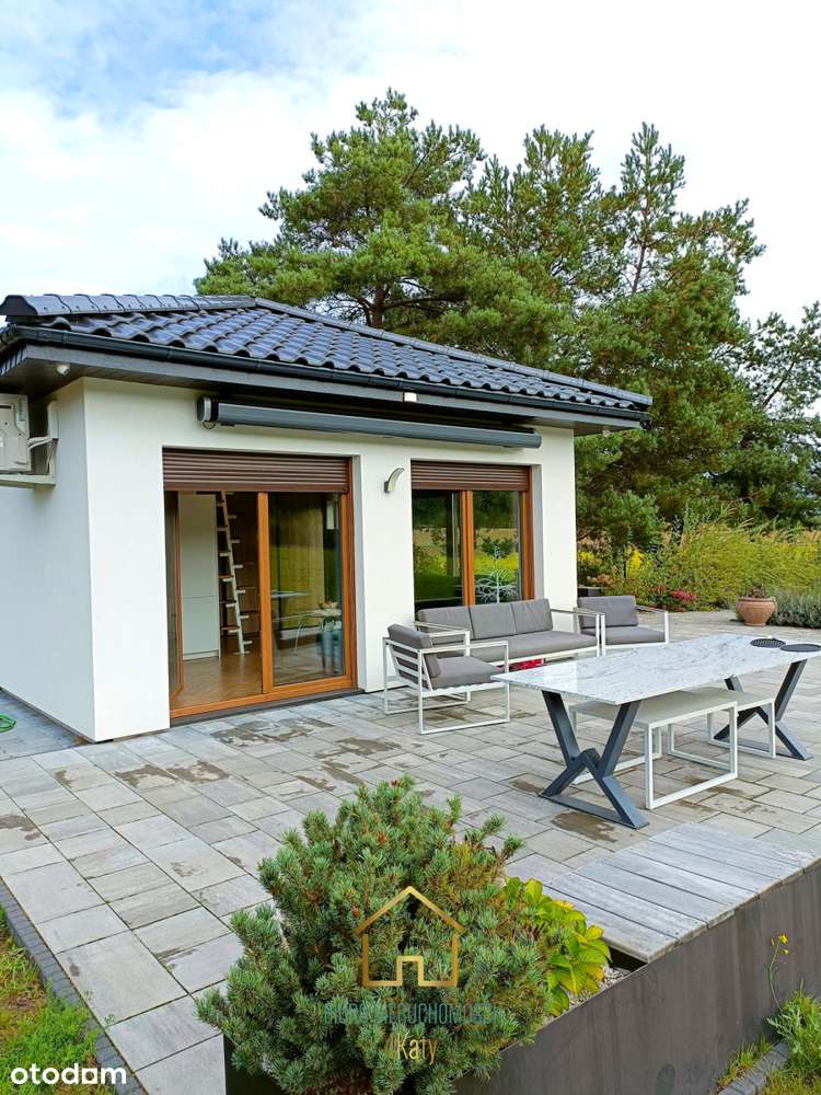 Strzebielino, działka 2034m2 z domkiem całorocznym-0