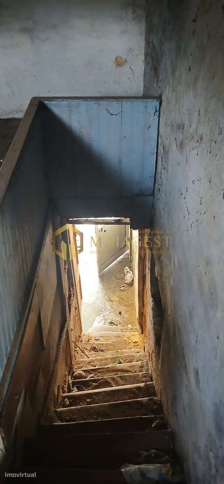 Lote de Terreno com Duas Moradias independentes para recuperar - Grande imagem: 3/20
